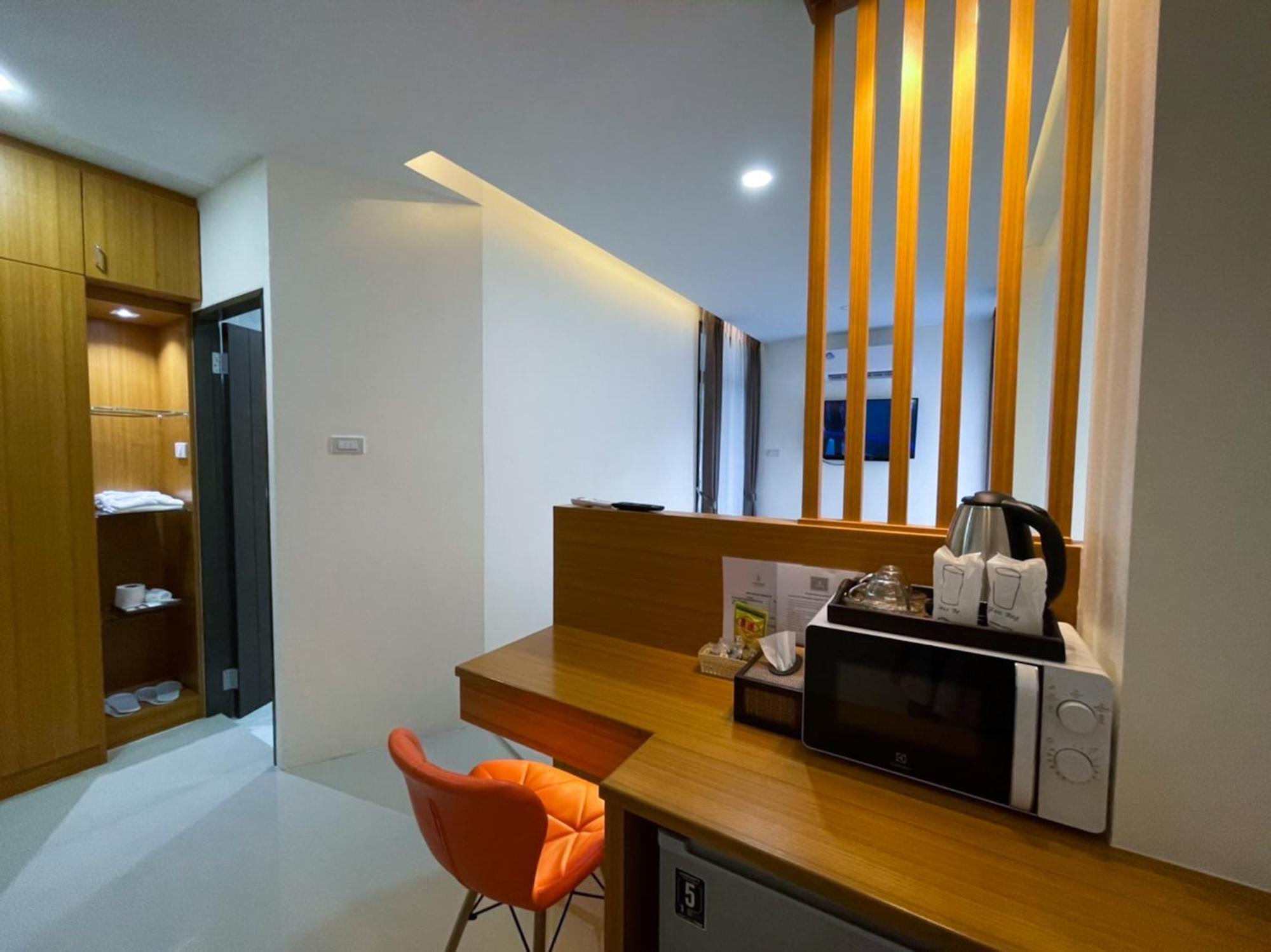 Tj Boutique Hotel Uthai Thani Ruang foto